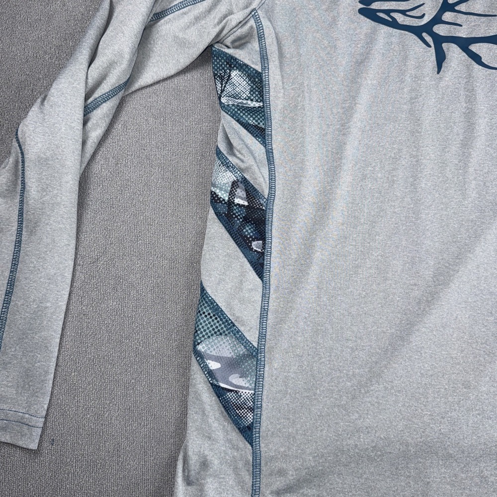 Huk Shirt Mens Medium Gray Performance Fishing Shark Print Long Sleeve - Picture 4 of 9